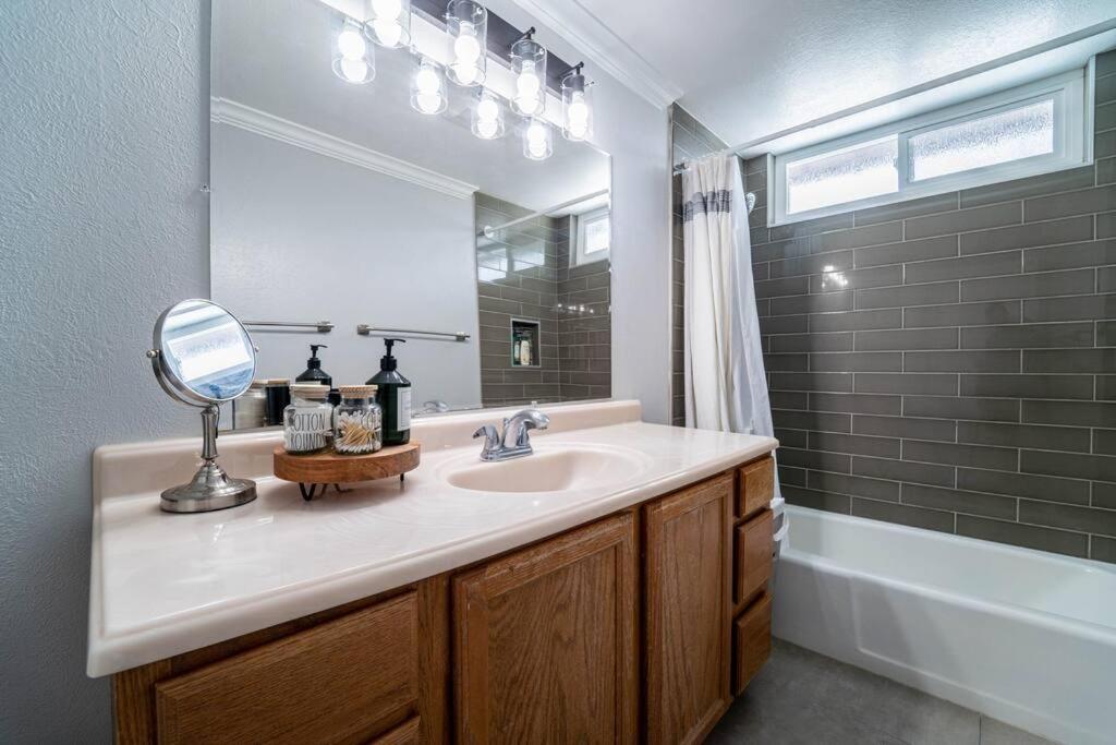 Private Pool Oasis/Disney 15Mins /Disney+ Hbo/Gym Placentia Exterior foto